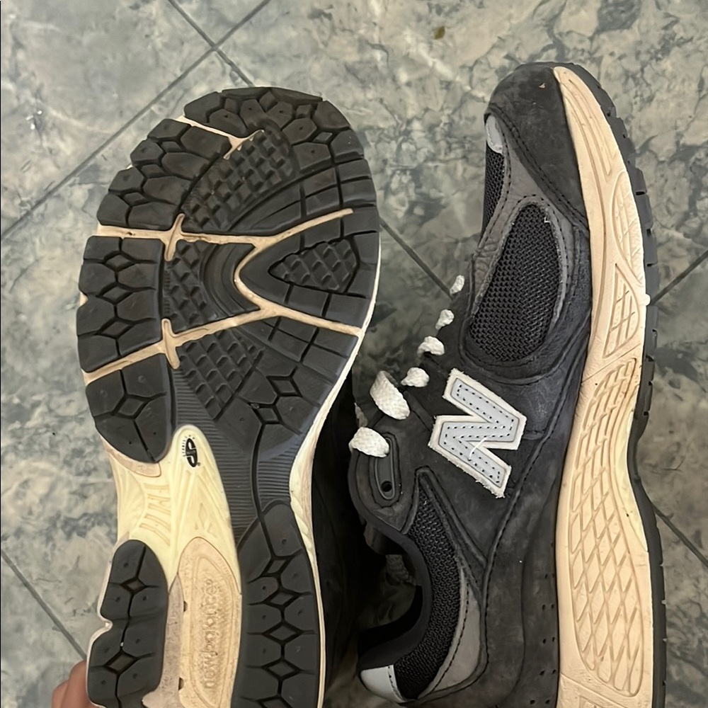 New Balance 2002r Sneakers View 3